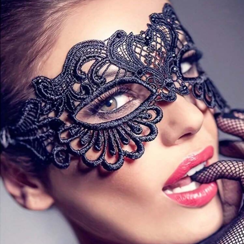 Soft  SkinFriendly Black Lace Sexy Eye Mask Masquerade Mask